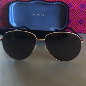Gucci gold aviator sunglasses